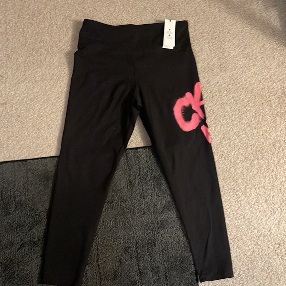 NWT Size M women Calvin Klein TIGHTS